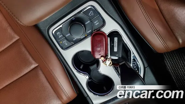 Jeep Grand Cherokee id 2727468 из Кореи 19