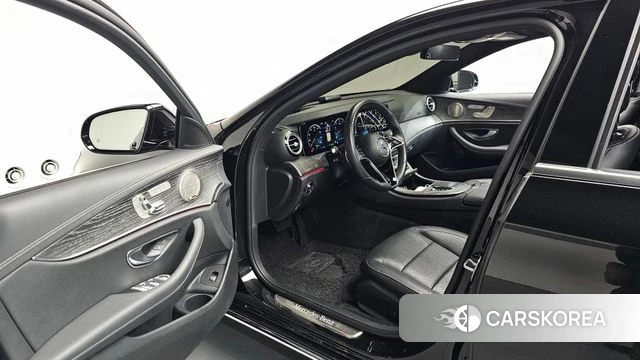 Mercedes-Benz E-Class W213 id 4692140 из Кореи 33
