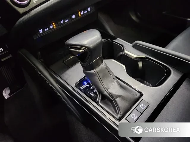 Lexus ES300h 7th generation id 3690405 из Кореи 19