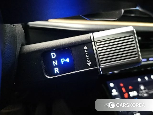 Hyundai Grandeur (GN7) id 3818192 из Кореи 19