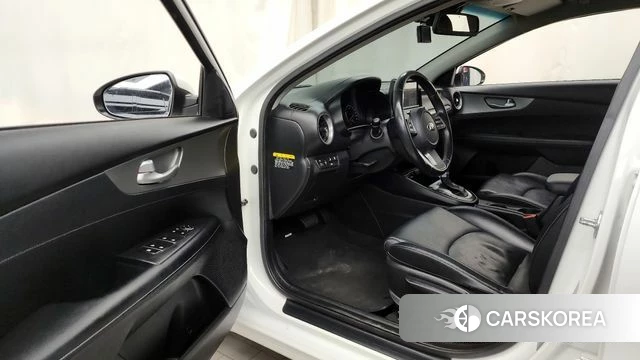 Kia Come New K3 id 3796220 из Кореи 19