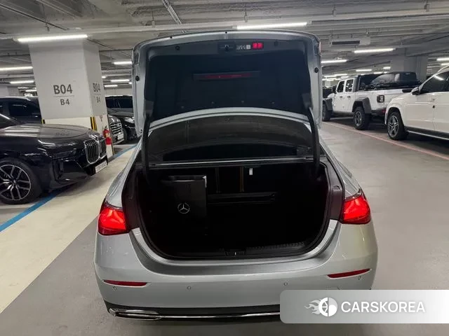 Mercedes-Benz E-Class W214 id 3775841 из Кореи 19