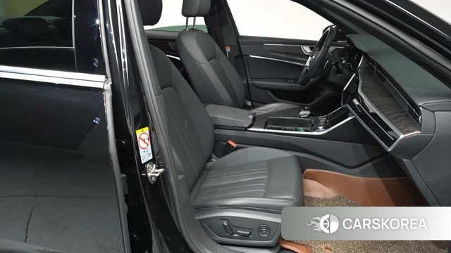 Audi A6 (C8) id 3787162 из Кореи 19