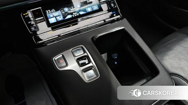 Hyundai The New Grandeur IG Hybrid id 3899215 из Кореи 19