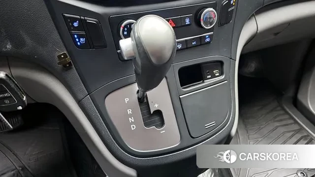 Hyundai The New Grand Starex id 3324771 из Кореи 19