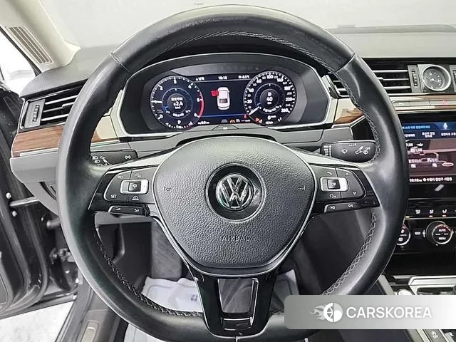 Volkswagen Passat GT (B8) id 3617223 из Кореи 18