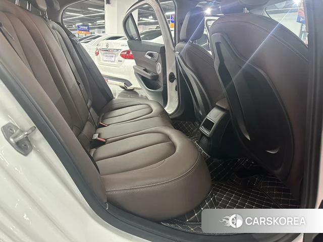 BMW 1 series id 4272383 из Китая 11