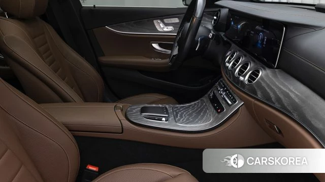 Mercedes-Benz E-Class W213 id 4529201 из Кореи 19