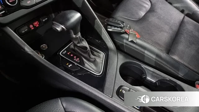 Kia Niro id 3060714 из Кореи 19