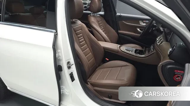 Mercedes-Benz E-Class W213 id 3031569 из Кореи 19