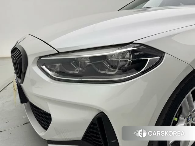 BMW 1 series id 4257242 из Китая 27