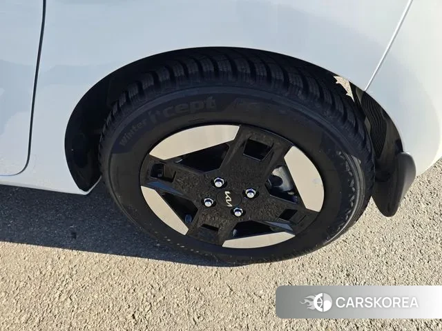 Kia The New Kia Ray EV id 3634219 из Кореи 19