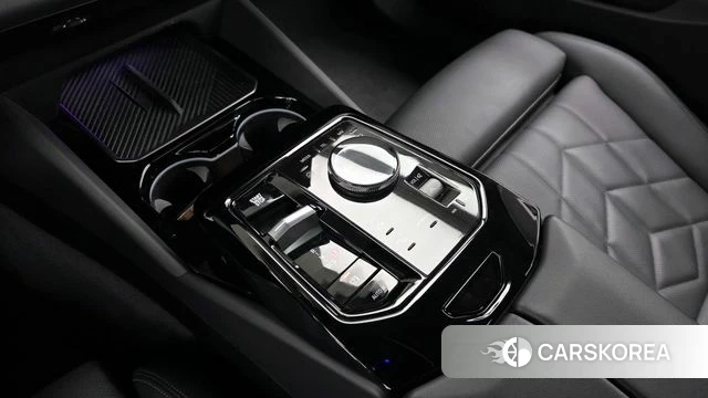 BMW 5 Series (G60) id 3831824 из Кореи 19