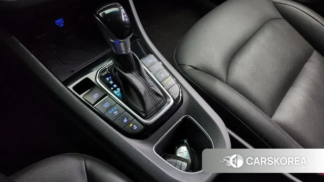 Hyundai The New Ionic Hybrid id 3029160 из Кореи 19