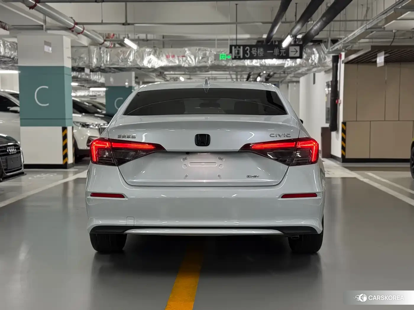 Honda Civic id 4570813 из Китая 9