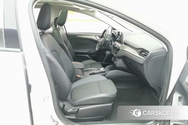 Ford Fox id 4213695 из Китая 23