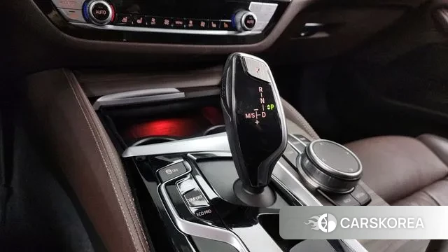 BMW 5 Series (G30) id 3454456 из Кореи 19