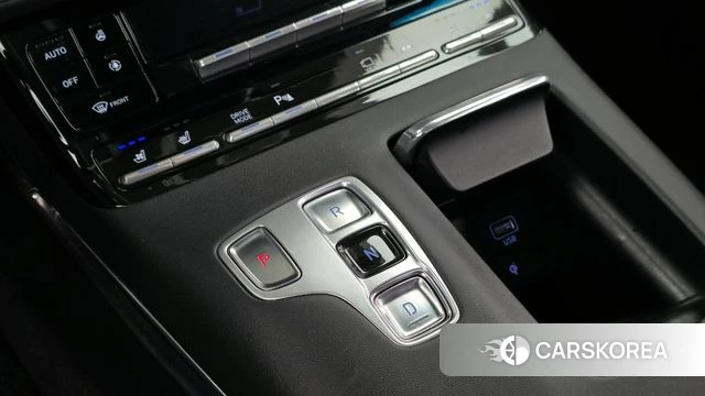 Hyundai The New Grandeur IG Hybrid id 4396650 из Кореи 31