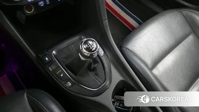 Hyundai Veloster (JS) id 3736845 из Кореи 19