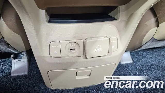 Kia The New Carnival id 2700003 из Кореи 19