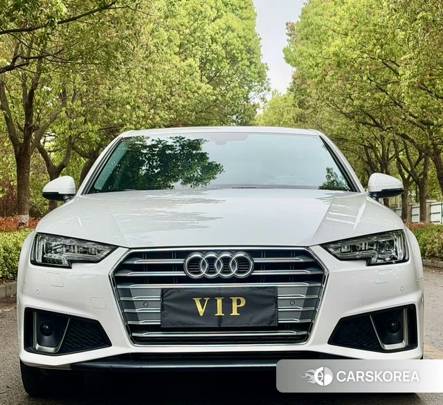 Audi A4L id 4209364 из Китая 9