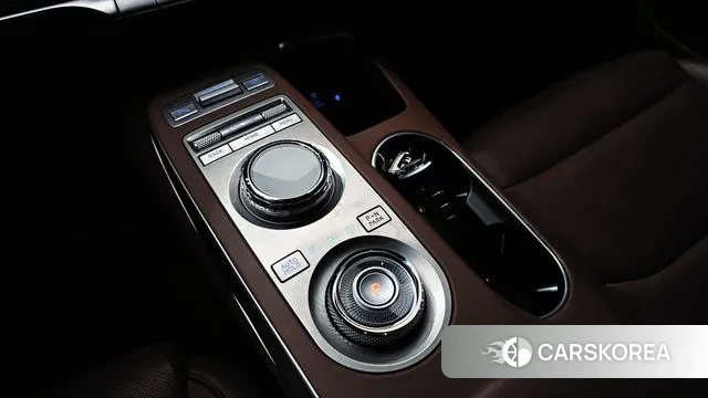 Genesis GV70 id 3384535 из Кореи 19