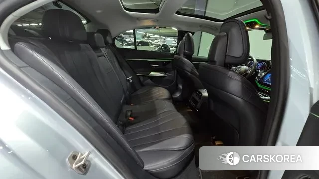 Mercedes-Benz E-Class W214 id 3006786 из Кореи 19