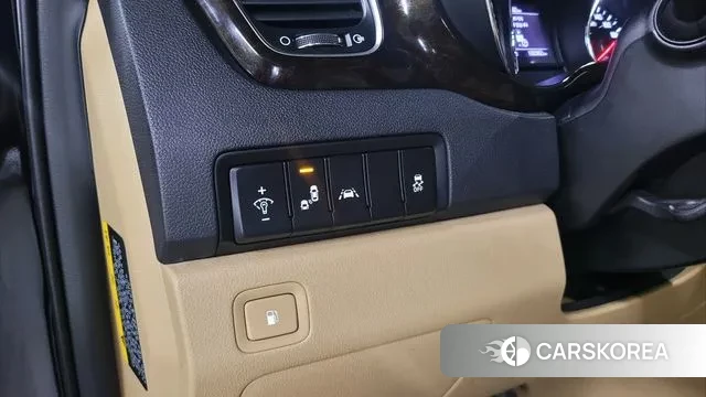 Kia The New Carnival id 3733348 из Кореи 19