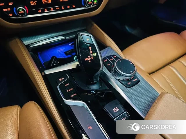 BMW 5 Series (G30) id 3045638 из Кореи 19