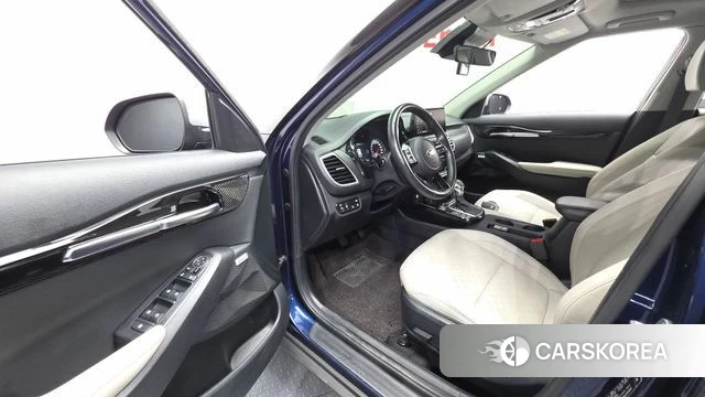 Kia Seltos id 4872586 из Кореи 35
