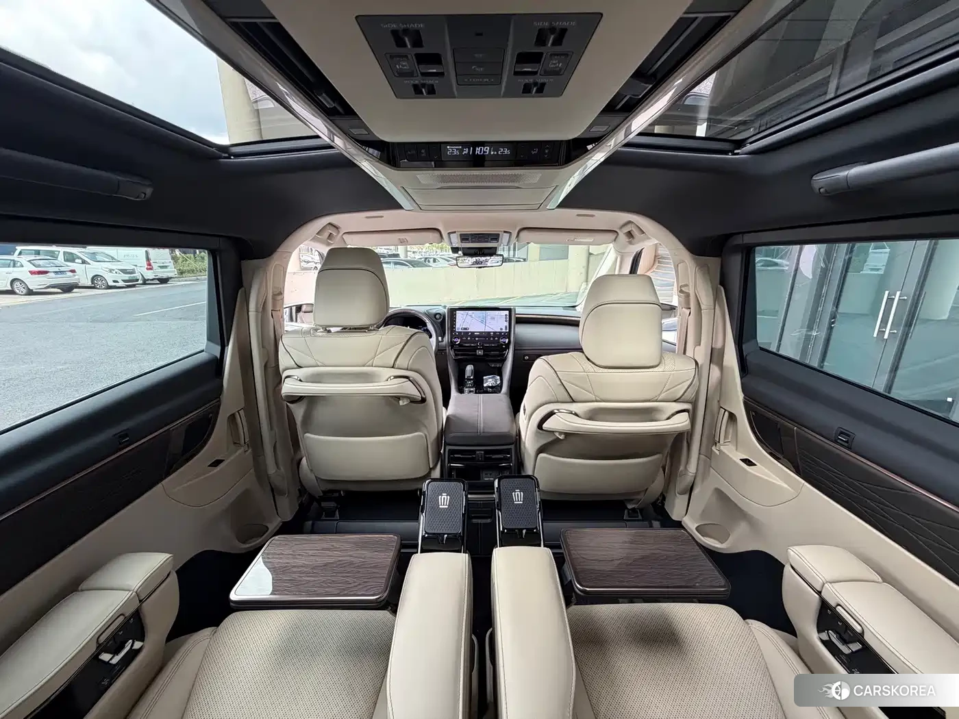 Toyota Vellfire id 4685924 из Китая 23