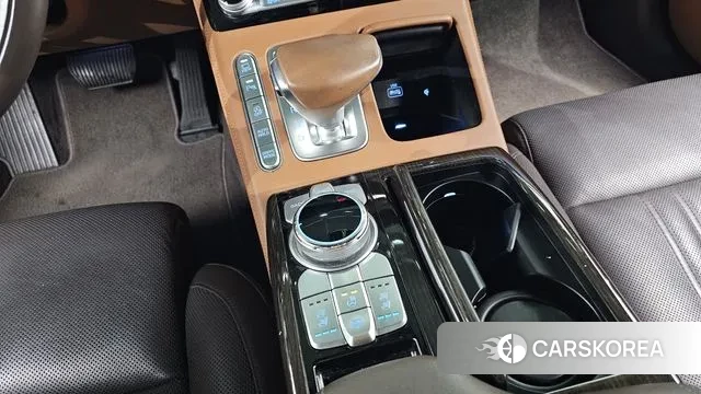 Genesis G90 id 3319395 из Кореи 19