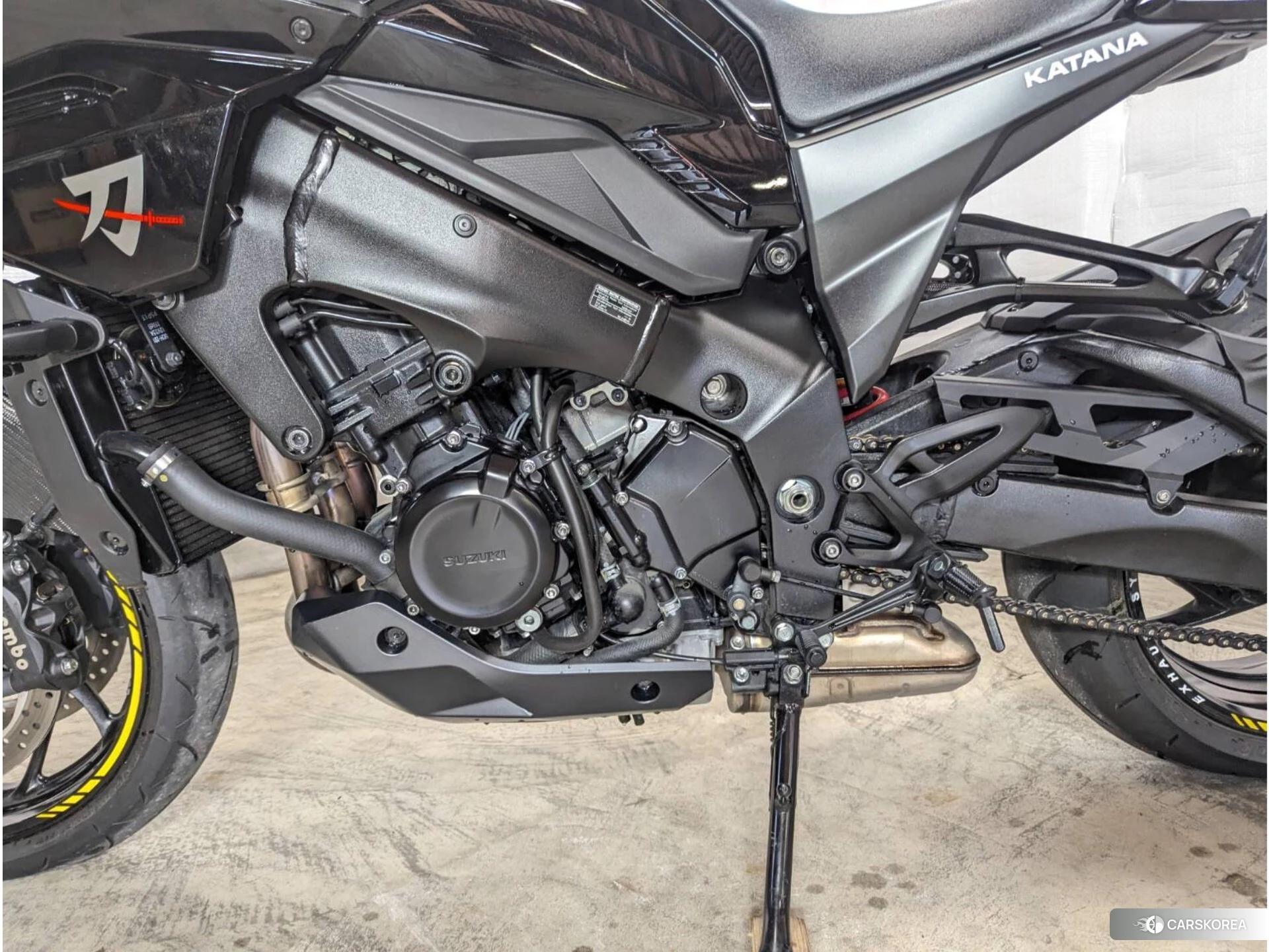 Suzuki GSX-S1000S Katana id 4405505 из Японии 9