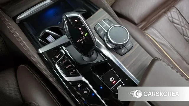 BMW 5 Series (G30) id 3054643 из Кореи 19