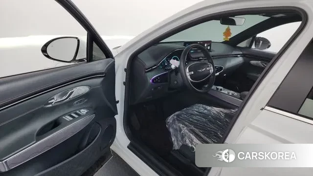 Genesis GV70 id 3395506 из Кореи 19