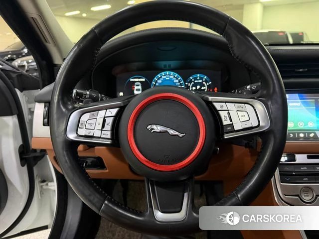 Jaguar XF (X260) id 4430596 из Кореи 19