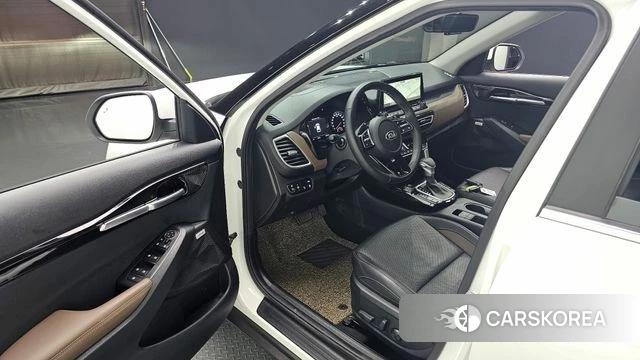 Kia Seltos id 4489732 из Кореи 31