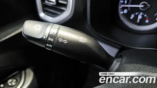 Hyundai Venue id 2680624 из Кореи 19