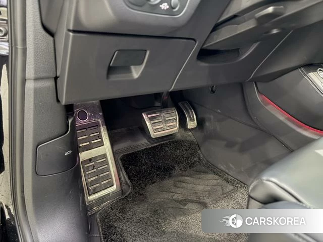 Audi Q5L id 4266036 из Китая 18