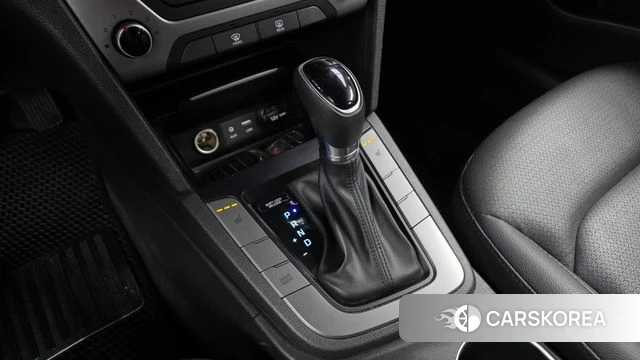 Hyundai Avante AD id 3845679 из Кореи 19