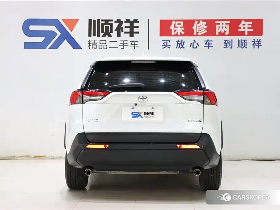 Toyota RAV4 id 4547306 из Китая 18