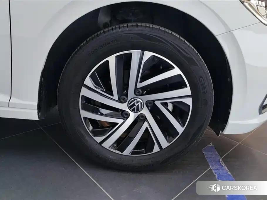 Volkswagen Lavida id 4570554 из Китая 15