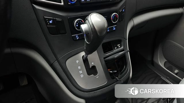Hyundai The New Grand Starex id 4568485 из Кореи 19