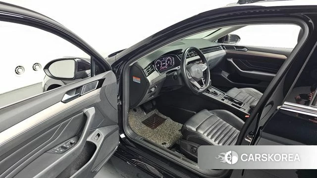 Volkswagen Passat GT (B8) id 4356031 из Кореи 35