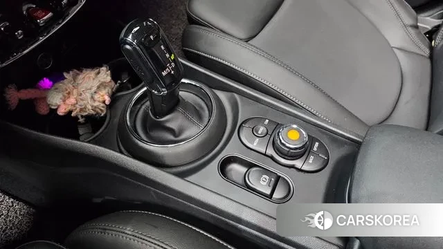 Mini Cooper D Clubman id 3318856 из Кореи 19