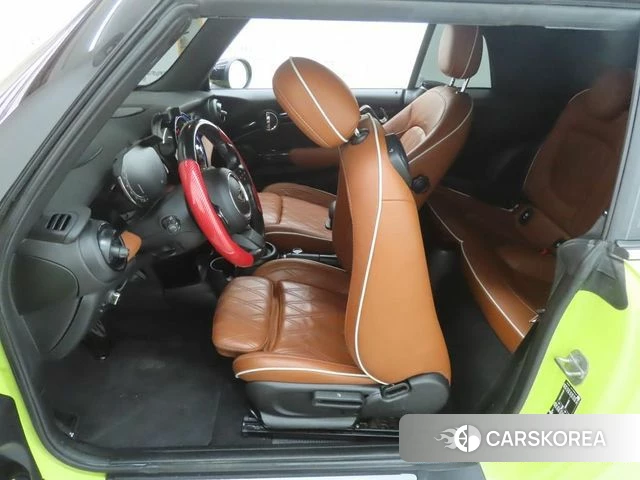 Mini Cooper S Convertible id 4370168 из Кореи 19
