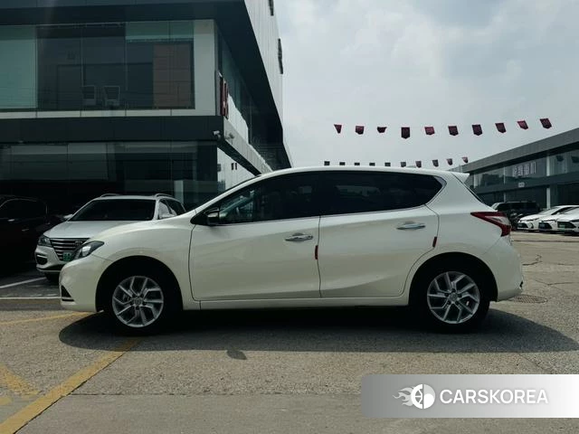 Nissan TIIDA id 4353375 из Китая 11