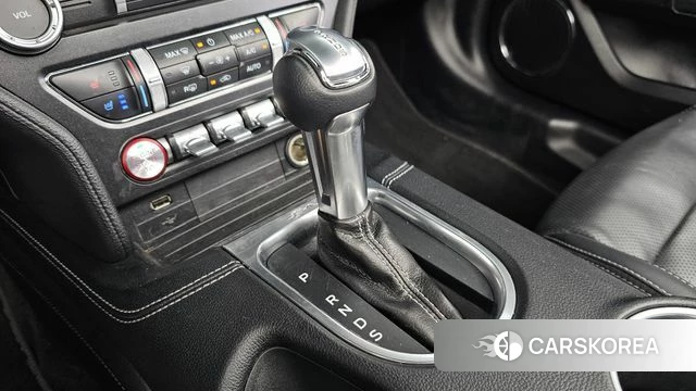 Ford Mustang id 4625908 из Кореи 37