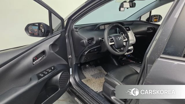 Toyota Prius 4th Generation id 4568801 из Кореи 31