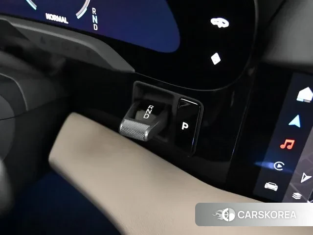 Porsche Taycan id 3610100 из Кореи 19